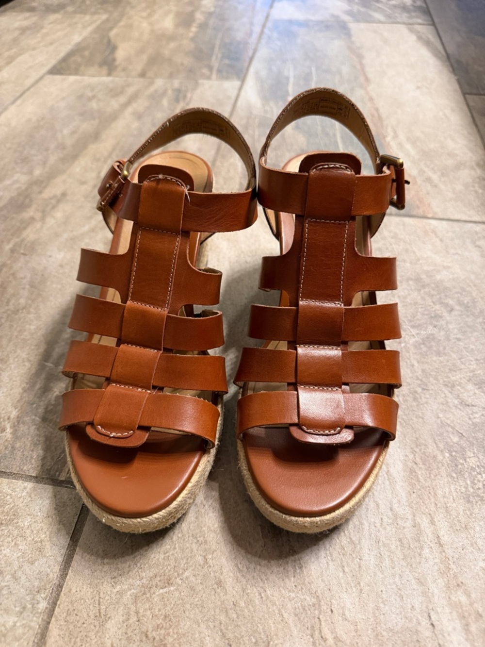 Vionic Women’s Brown Leather Strappy Platform Sandals